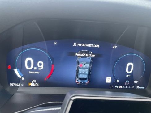 Used 2025 Ford Explorer ST-Line w/ ST-Line Street Pack image 24