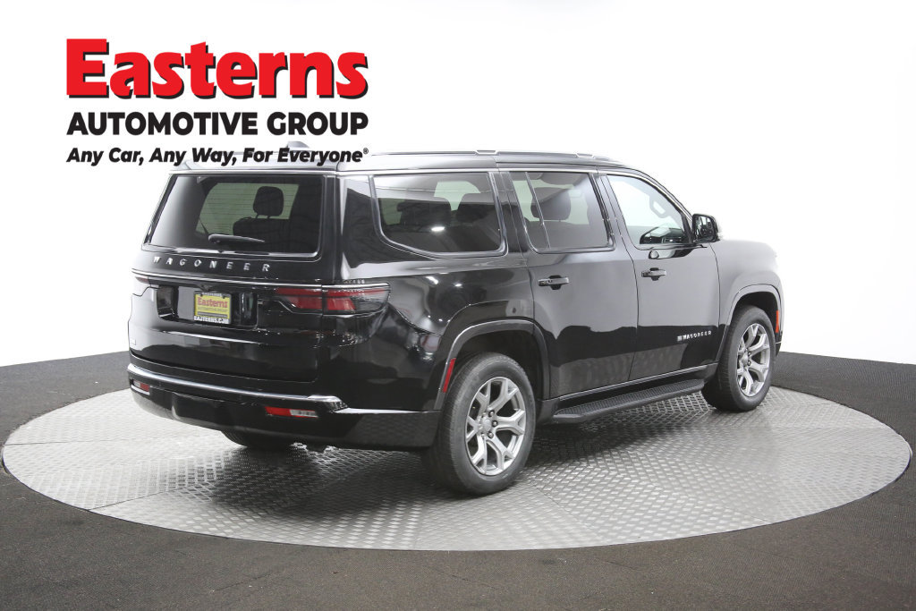 Used 2022 Jeep Wagoneer Series II AWD/4WD image 42