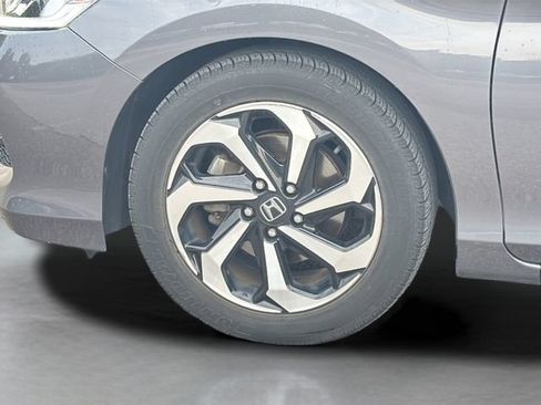 Used 2017 Honda Accord EX-L image 5
