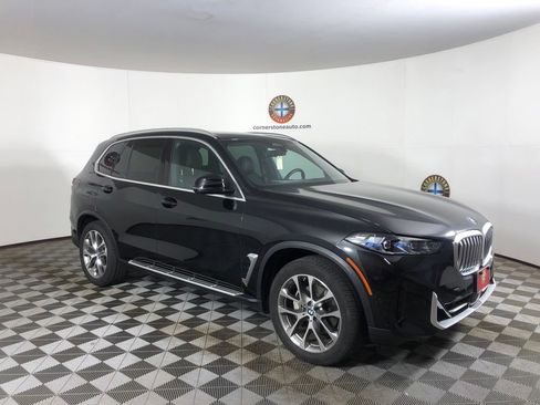 Used 2026 BMW X5 xDrive40i AWD/4WD image 16