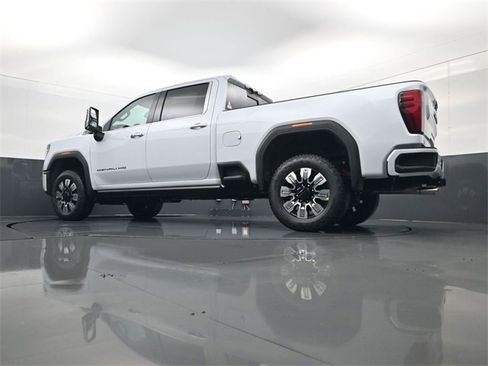 New 2026 GMC Sierra 3500 Denali w/ Denali Reserve Package image 27