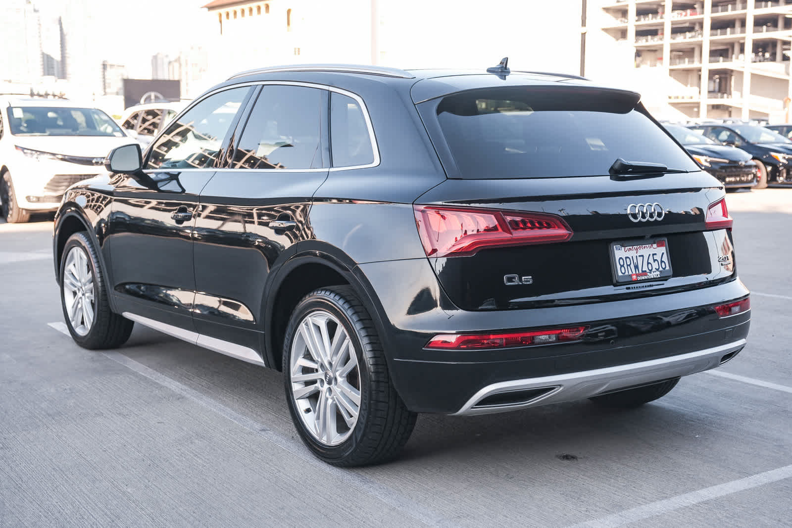 Used 2018 Audi Q5 2.0T Premium Plus w/ Premium Plus Package AWD/4WD image 6