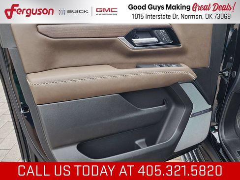 New 2026 GMC Yukon Denali Ultimate AWD/4WD image 13