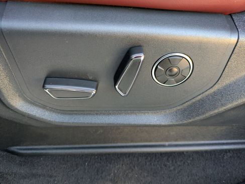 Used 2022 Ford F250 Platinum image 18