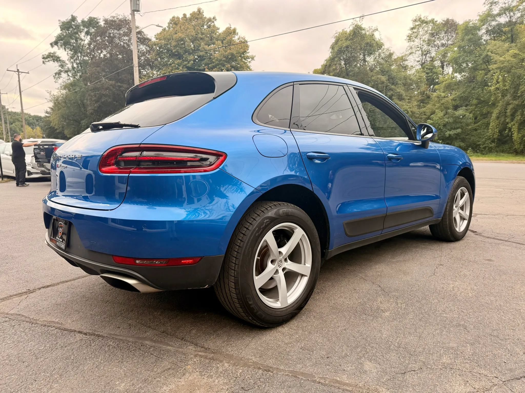 Used 2017 Porsche Macan AWD/4WD image 7