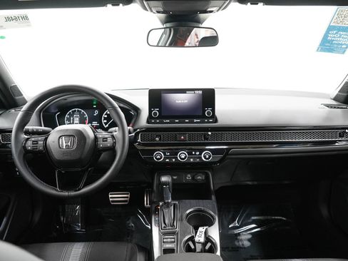 Used 2023 Honda Civic Sport image 14