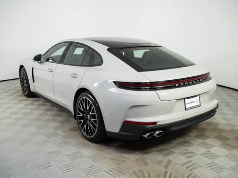 New 2026 Porsche Panamera RWD image 3