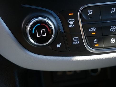 Certified 2022 Chevrolet Equinox LT image 26