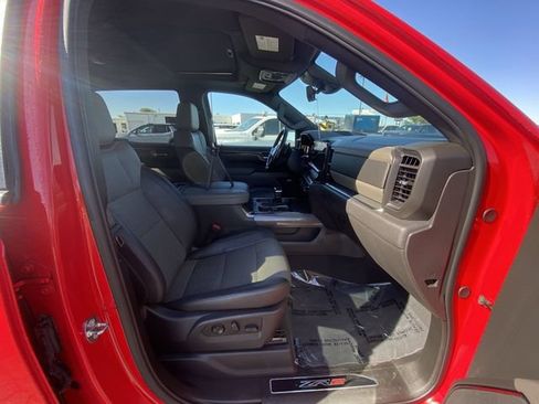 Used 2024 Chevrolet Silverado 1500 ZR2 w/ Technology Package AWD/4WD image 24
