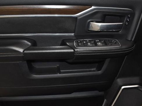 Certified 2022 RAM 2500 Laramie image 33