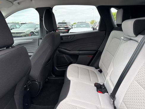 Used 2023 Ford Escape Active w/ Tech Pack #1 AWD/4WD image 12