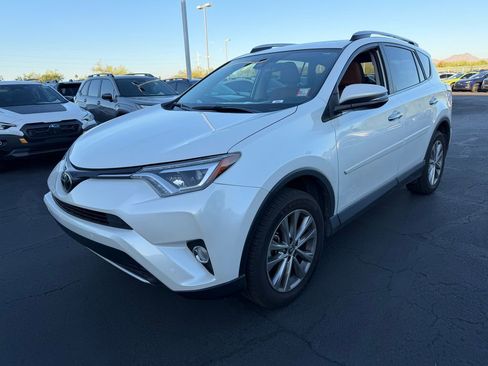 Used 2016 Toyota RAV4 Limited AWD/4WD image 3