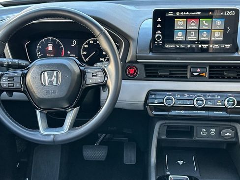 Certified 2024 Honda Pilot Touring image 15