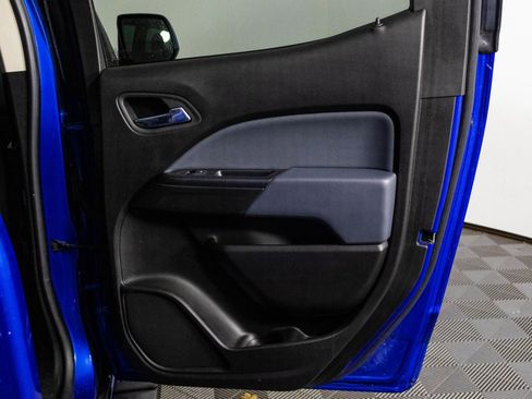 Used 2018 Chevrolet Colorado Z71 image 36