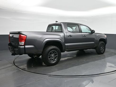 Used 2016 Toyota Tacoma SR w/ SR Convenience Package image 7