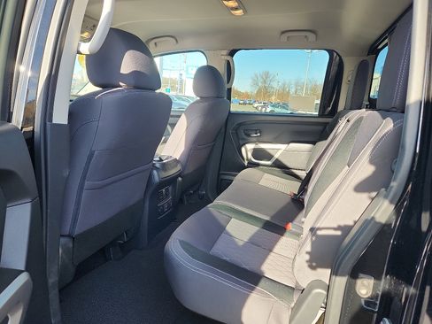Certified 2024 Nissan Titan SV w/ SV Convenience Package image 9