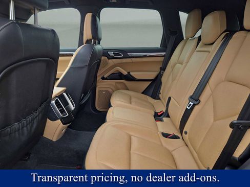 Used 2016 Porsche Cayenne image 13