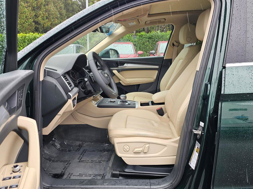 Used 2019 Audi Q5 2.0T Premium w/ Convenience Package AWD/4WD image 25