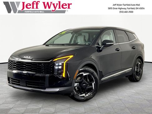 Used 2026 Kia Sportage EX FWD image 1