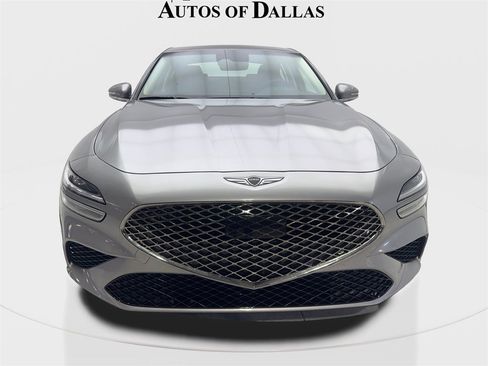 Used 2025 Genesis G70 2.5T image 3