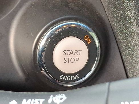 Used 2010 Nissan Altima 3.5 SR image 17