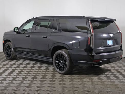 Used 2023 Cadillac Escalade ESV Sport Platinum w/ LPO, ONYX Package image 19