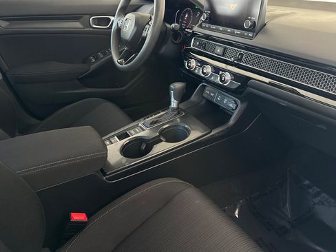 Used 2025 Honda Civic LX image 32