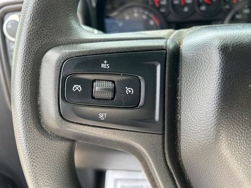 Used 2020 Chevrolet Silverado 1500 Custom Trail Boss w/ Custom Convenience Package AWD/4WD image 17
