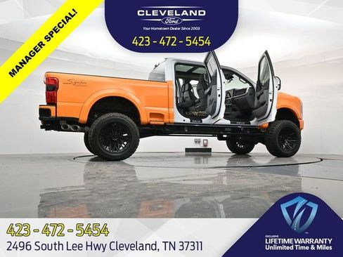 New 2025 Ford F250 XLT w/ Black Appearance Package image 46