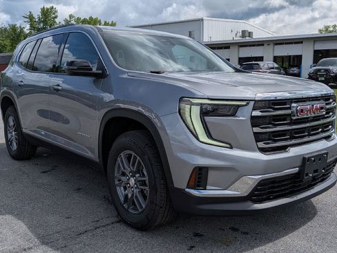 New 2026 GMC Acadia Elevation w/ LPO, All-Weather Package AWD/4WD image 3