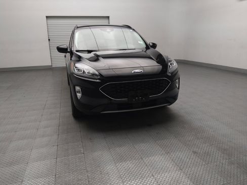 Used 2022 Ford Escape Titanium AWD/4WD image 14