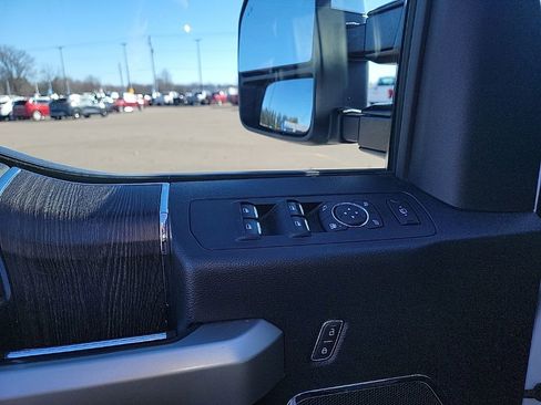 Used 2021 Ford F250 Lariat w/ Chrome Package image 23