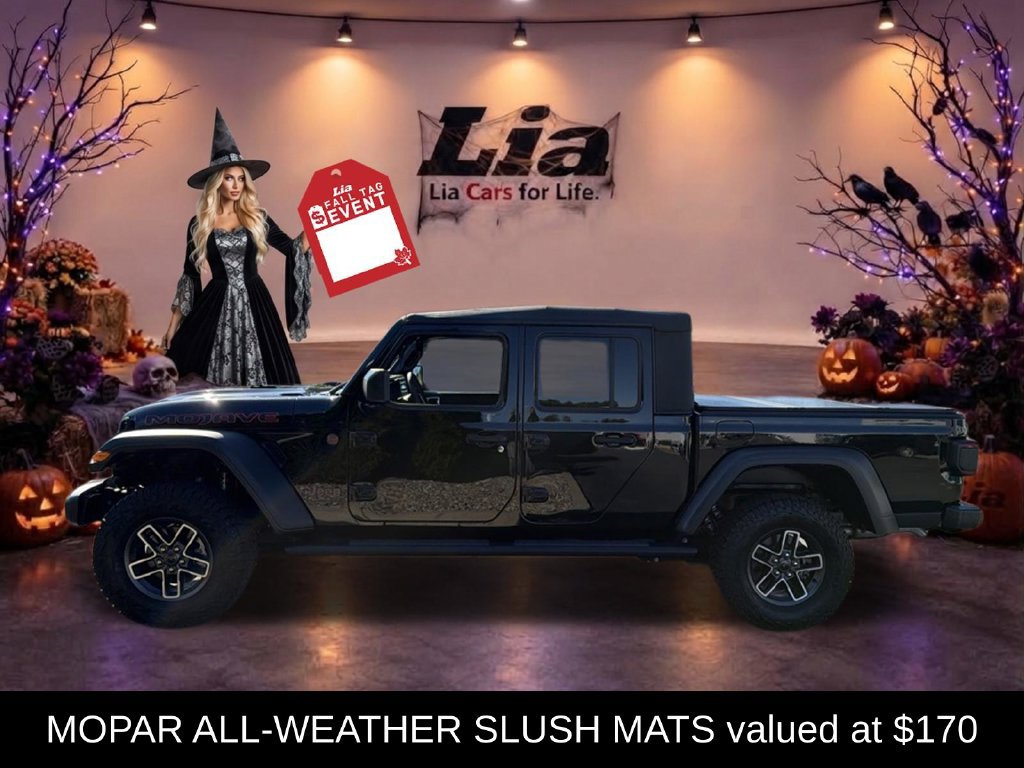 Used 2025 Jeep Gladiator Mojave w/ Convenience Group AWD/4WD image 9