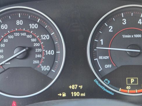 Used 2017 BMW 340i xDrive Sedan w/ Technology Package AWD/4WD image 21
