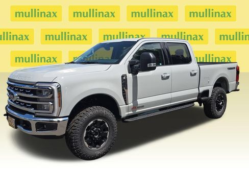 New 2026 Ford F250 XLT w/ XLT Premium Package AWD/4WD image 9