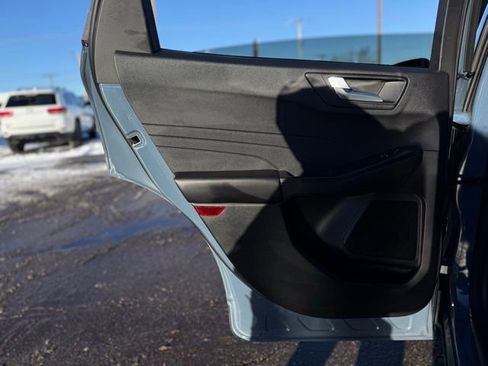 Used 2025 Ford Escape ST-Line w/ Tech Pack #1 image 10