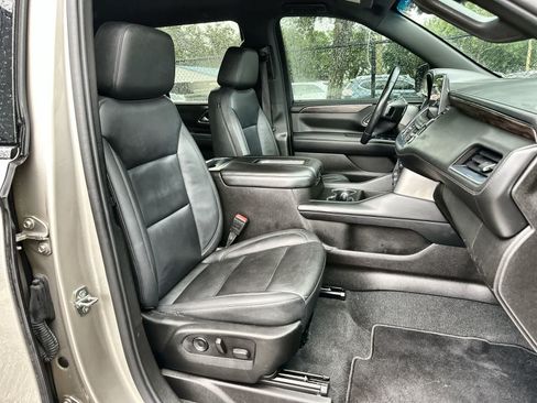 Used 2021 Chevrolet Tahoe LT RWD image 9