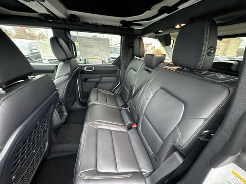 New 2025 Ford Bronco Badlands AWD/4WD image 23