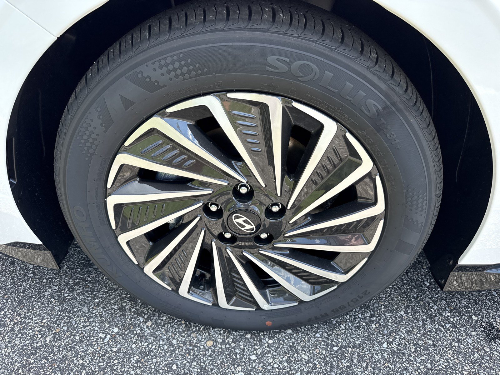 New 2026 Hyundai Sonata SEL FWD image 9