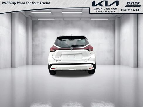 Used 2024 Nissan Kicks SR w/ SR Premium Package FWD image 18