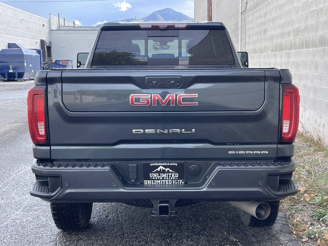 Used 2021 GMC Sierra 2500 Denali w/ Denali Ultimate Package AWD/4WD image 8