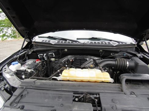 Used 2019 Ford F150 XLT w/ Equipment Group 302A Luxury AWD/4WD image 32