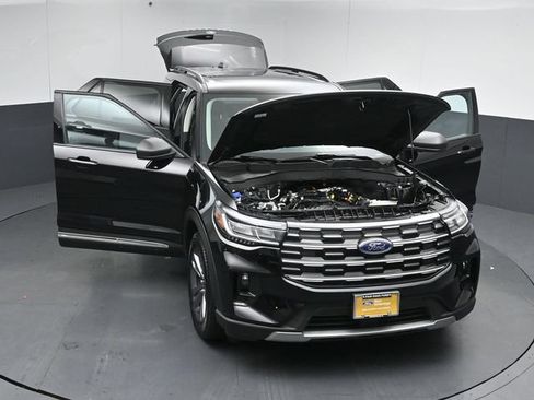 Certified 2025 Ford Explorer Active w/ Active Comfort Package AWD/4WD image 55