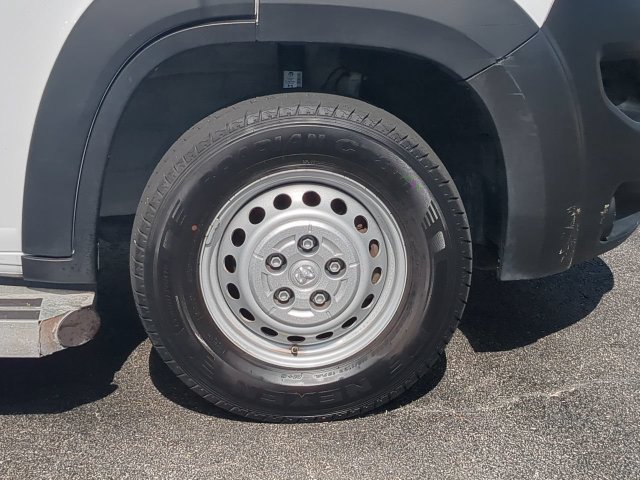 Used 2025 RAM ProMaster 2500 w/ U-Haul Equipment Group FWD image 11