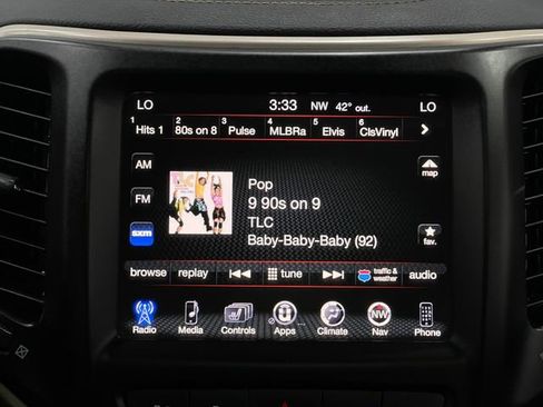 Used 2018 Jeep Cherokee Limited w/ Technology Group image 25