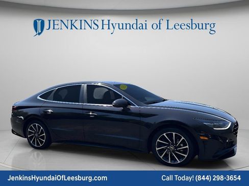 Used 2023 Hyundai Sonata Limited FWD image 1