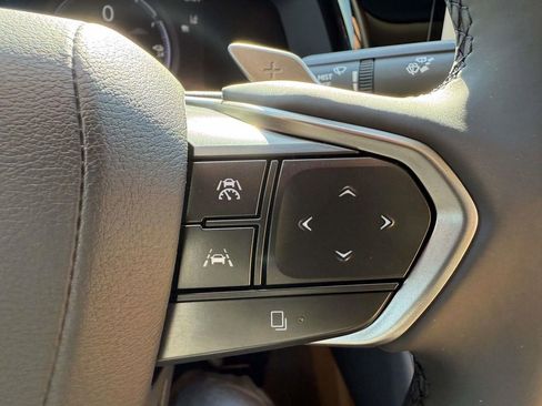 Used 2025 Lexus RZ 450e w/ Technology Package AWD/4WD image 22