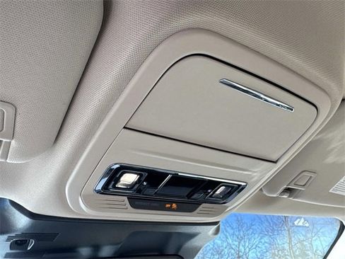 Certified 2023 Lincoln Corsair Reserve image 33