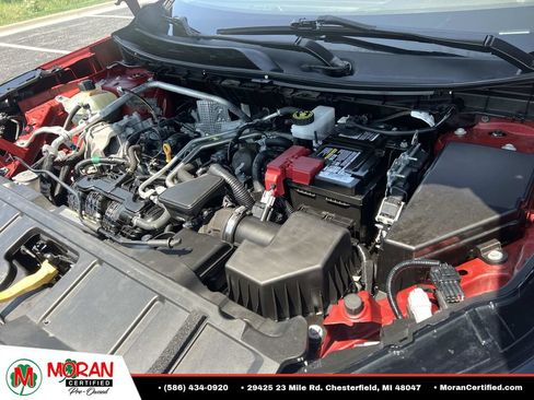 Used 2023 Nissan Rogue S AWD/4WD image 10