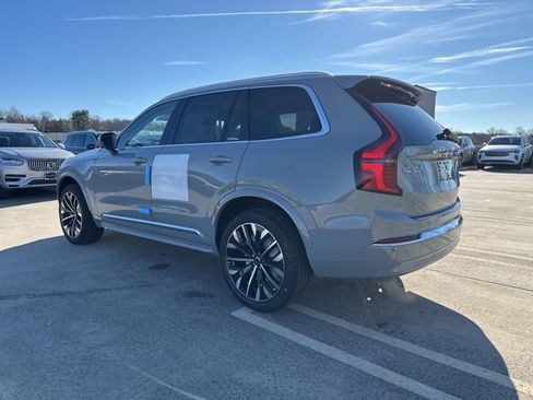 New 2026 Volvo XC90 B6 Plus w/ Protection Package Premier image 5